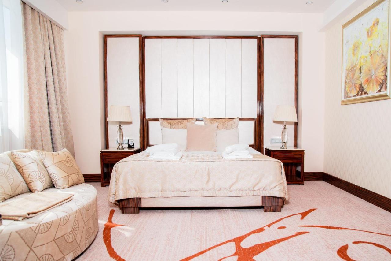Boutique Hotel Health Club&Spa Grand Prix อัสตานา ภายนอก รูปภาพ