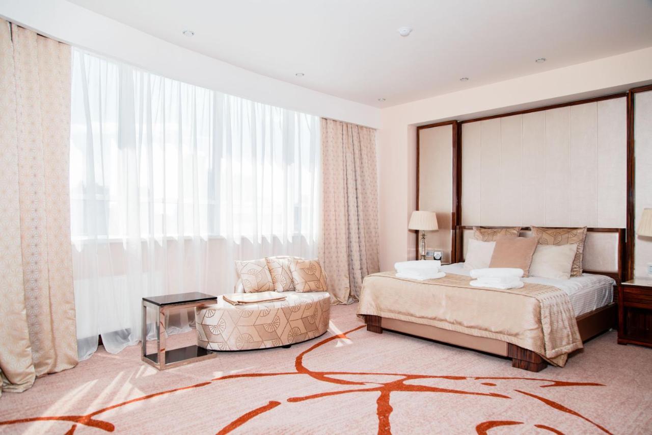 Boutique Hotel Health Club&Spa Grand Prix อัสตานา ภายนอก รูปภาพ