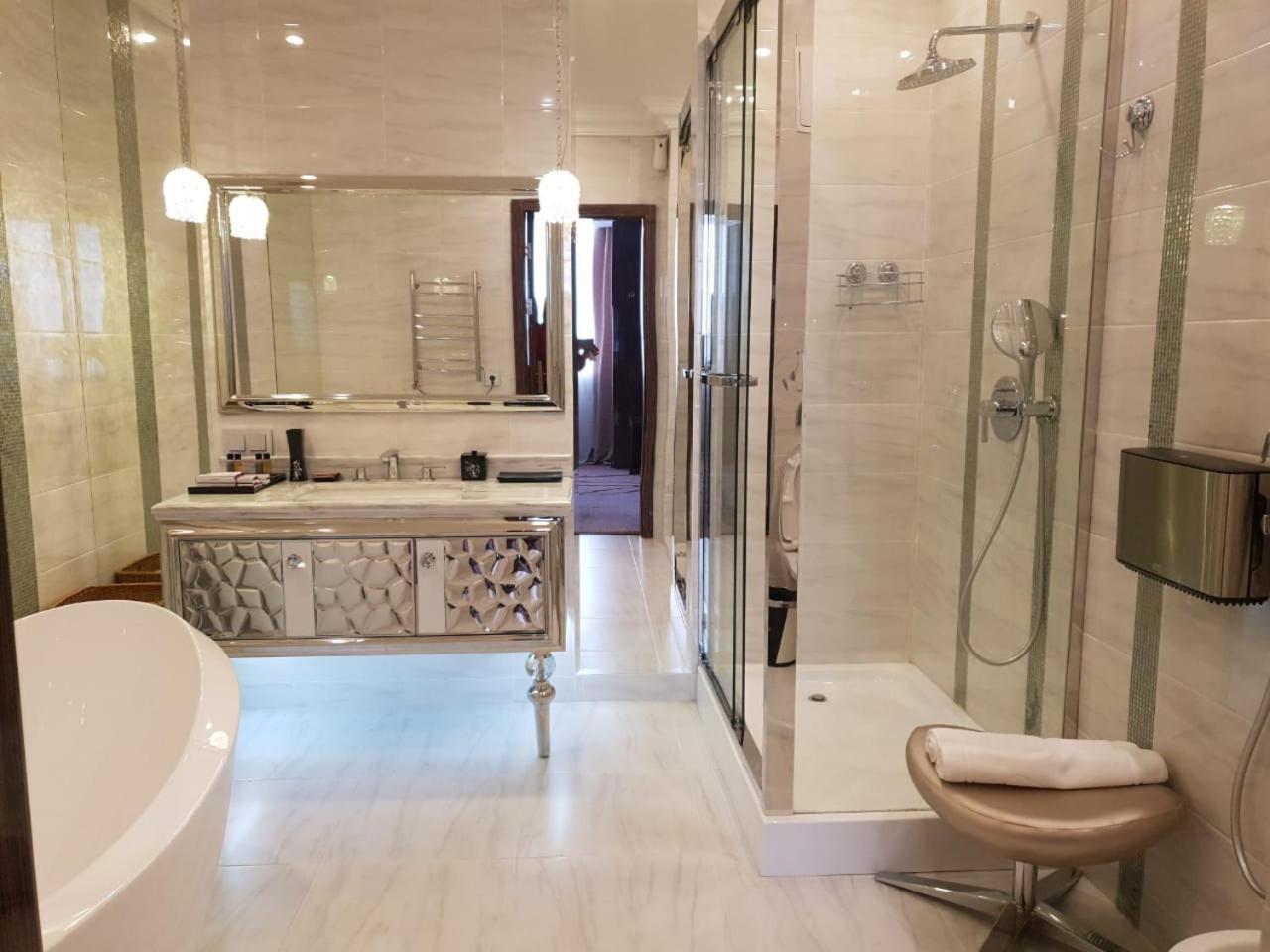 Boutique Hotel Health Club&Spa Grand Prix อัสตานา ภายนอก รูปภาพ